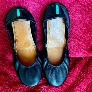 Tieks size 8